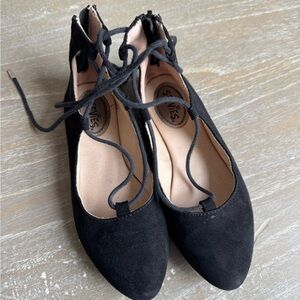 Steve Madden Black Suede Lace-Up Flats – Size 13 (Girls)